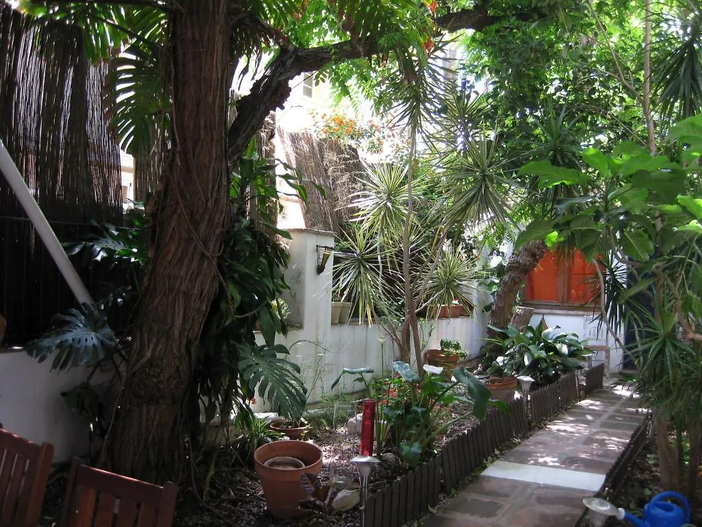 Гостевой дом Hostal Las Acacias Малага