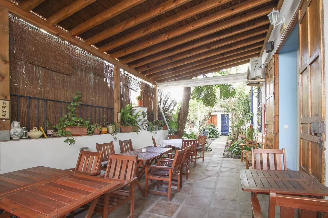Hostal Las Acacias Малага